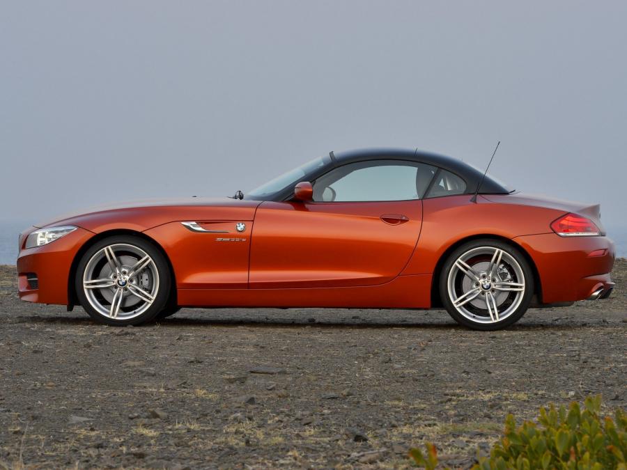  BMW Z4 sDrive 3.5is Roadster 2012 года  (фото 10 из 16)